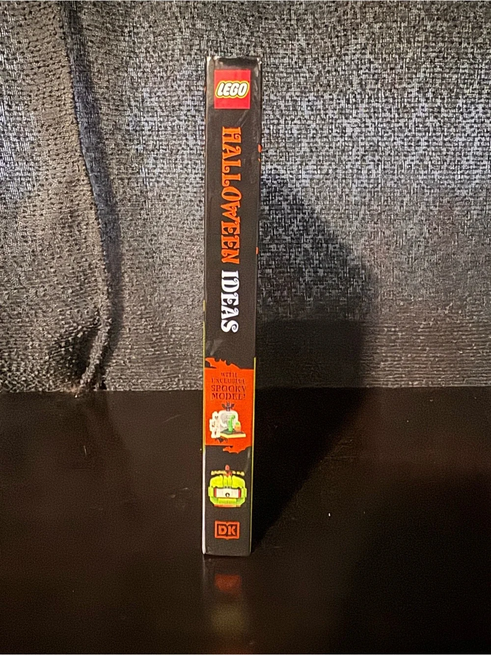 LEGO Halloween Ideas-With Exclusive Spooky Scene Book